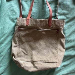 The Madewell Medium Canvas Transport Tote